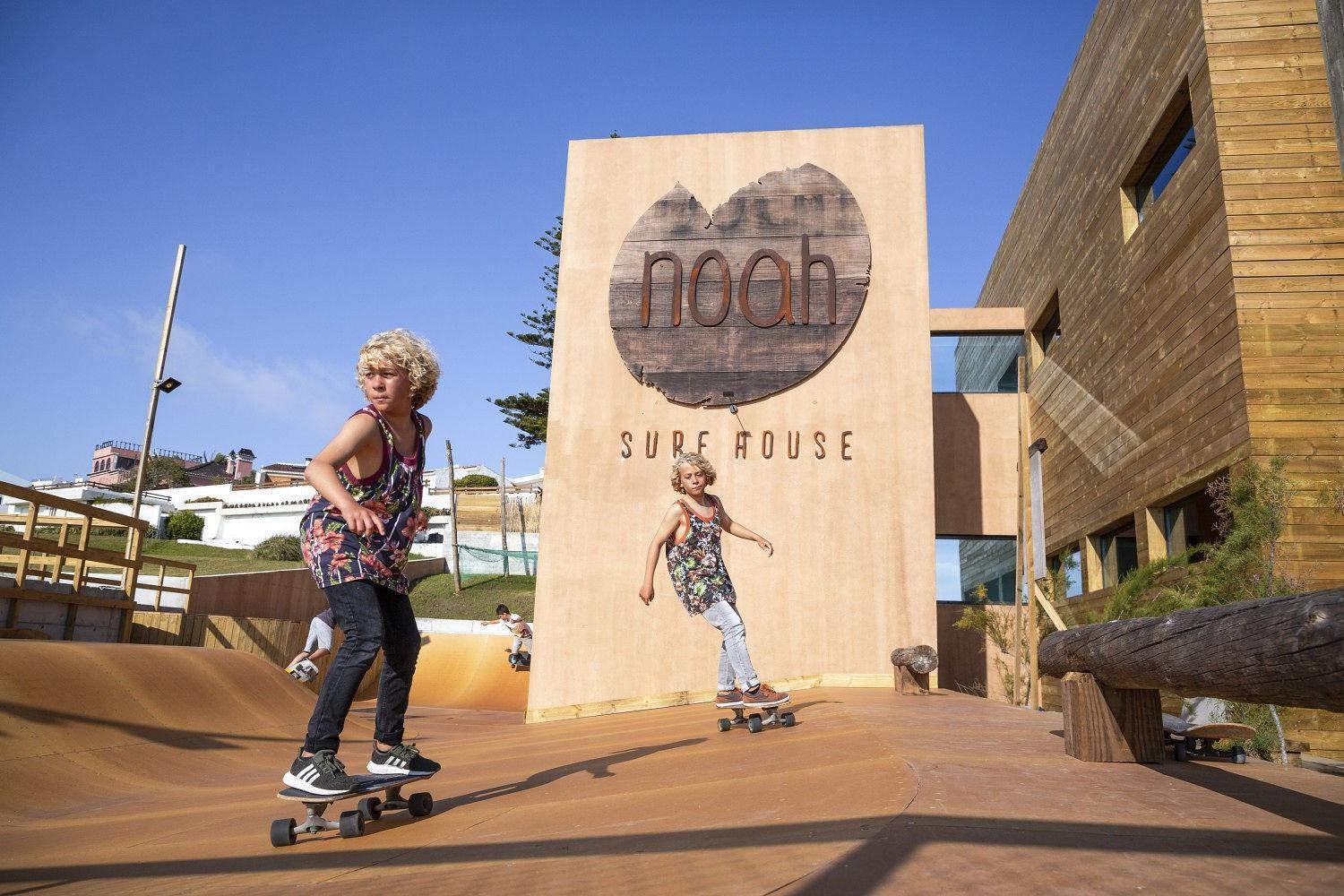 فندق Noah Surf House Portugal سانتا كروز المظهر الخارجي الصورة